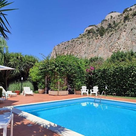 Da Nonna Cettina Appartamento In Villa Con Piscina Palermo Exterior foto