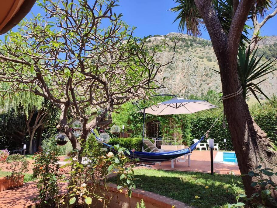 Da Nonna Cettina Appartamento In Villa Con Piscina Palermo Exterior foto